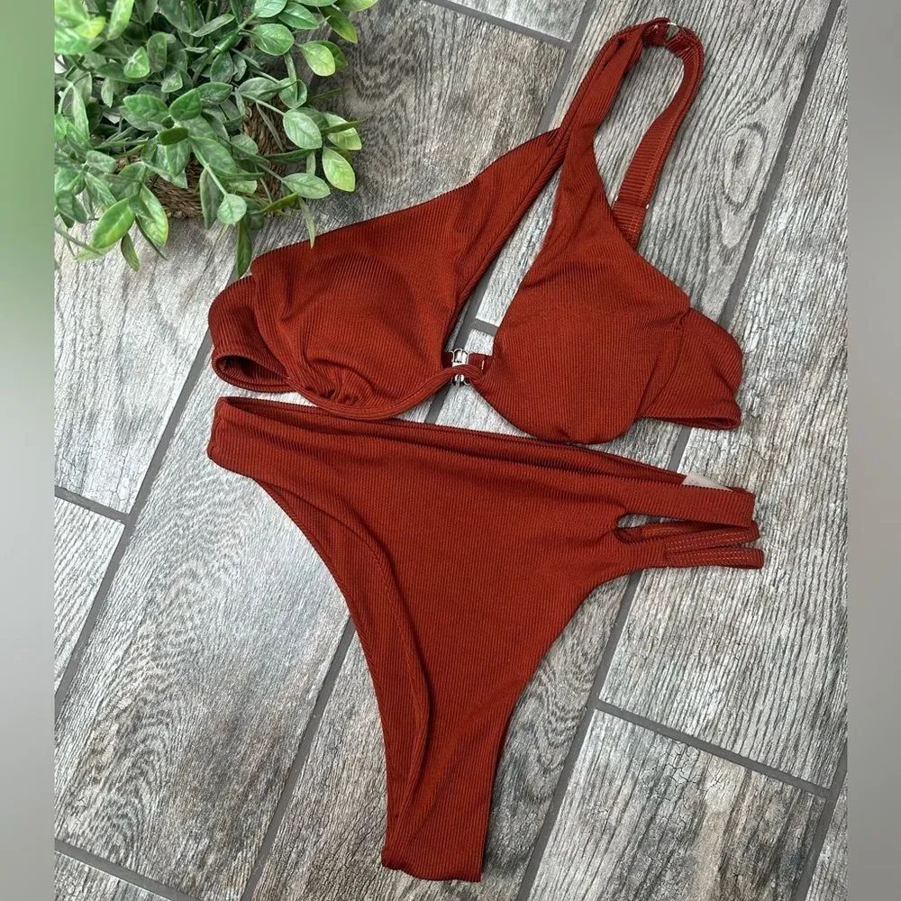 ZAFUL One Shoulder Ribbed Colorblock Cutout Bikini - Picture 3 of 9